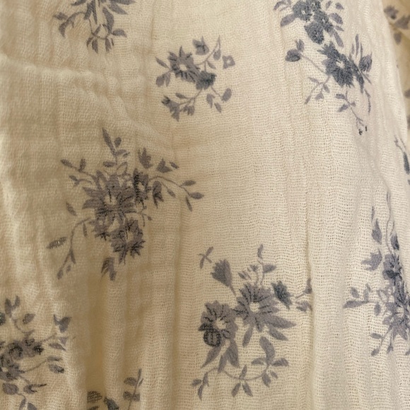 Neuflora Crawford Blouse - Picture 5 of 5